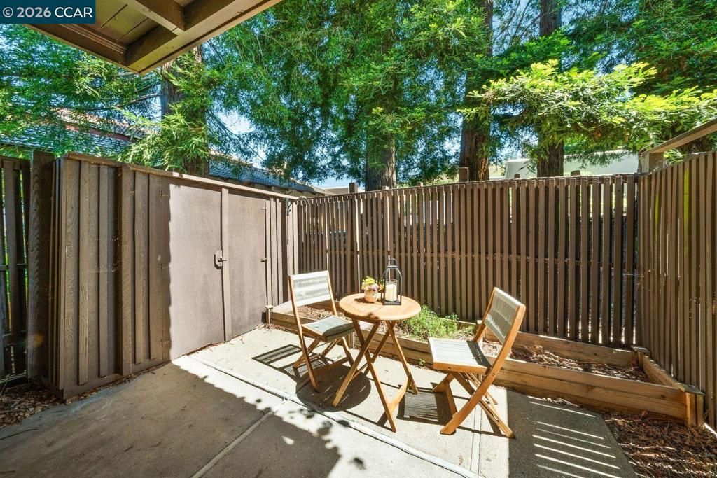 Image 26 of property listing at 1476 Camino Peral C, Moraga, CA 94556