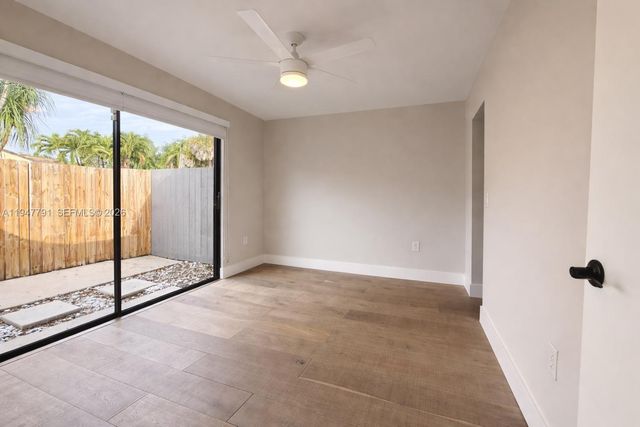 13168 SW 93rd Pl, Miami, FL 33176