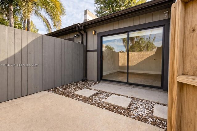 13168 SW 93rd Pl, Miami, FL 33176