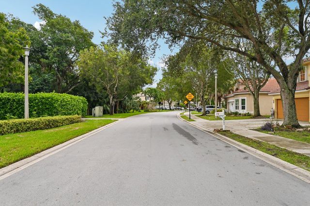 6520 NW 41ST Terrace, Coconut Creek, FL 33073