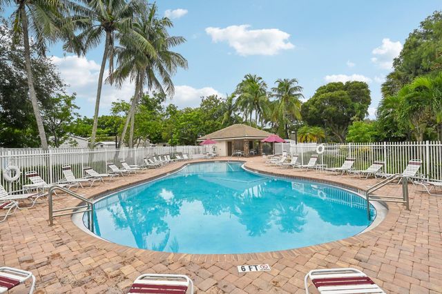 6520 NW 41ST Terrace, Coconut Creek, FL 33073