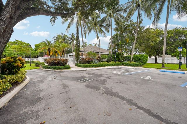 6520 NW 41ST Terrace, Coconut Creek, FL 33073