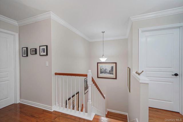 6 Sugar Pine Lane, Bay Shore, NY 11706