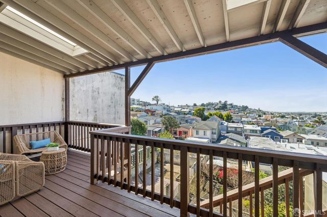 15 Harold Avenue, San Francisco, CA 94112