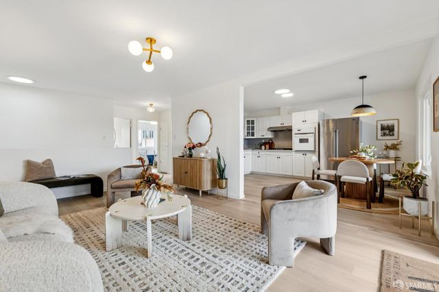 15 Harold Avenue, San Francisco, CA 94112