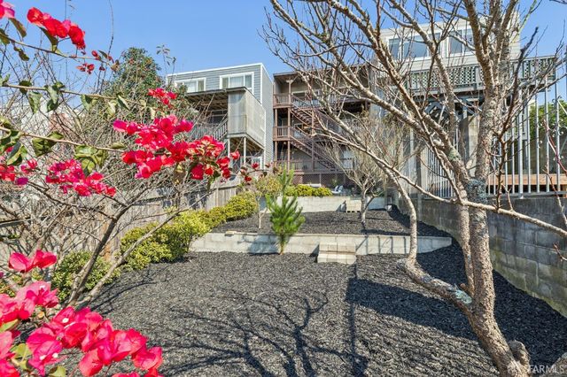 15 Harold Avenue, San Francisco, CA 94112