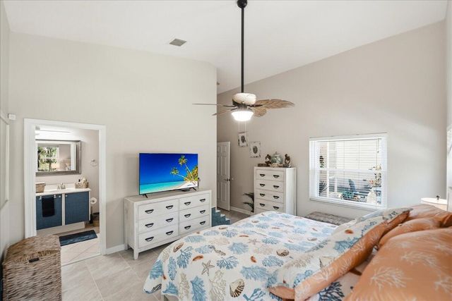 407 NW Granville Street, Port St. Lucie, FL 34986
