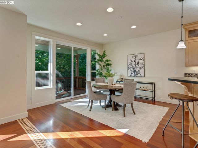 10230 Nw LANGWORTHY Ter, Portland, OR 97229