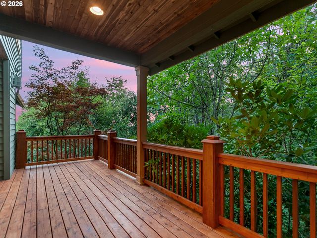 10230 Nw LANGWORTHY Ter, Portland, OR 97229