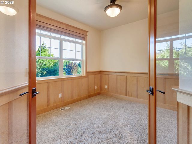 10230 Nw LANGWORTHY Ter, Portland, OR 97229