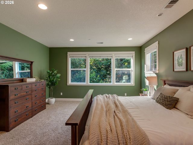 10230 Nw LANGWORTHY Ter, Portland, OR 97229