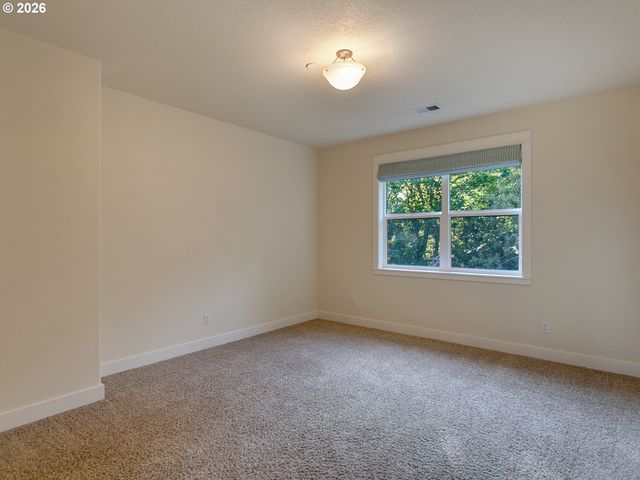 10230 Nw LANGWORTHY Ter, Portland, OR 97229