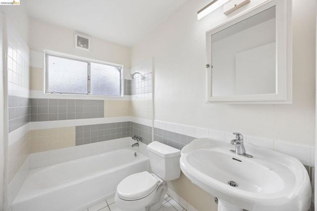 2838 35th Ave, Oakland, CA 94619