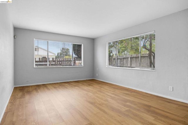 2838 35th Ave, Oakland, CA 94619