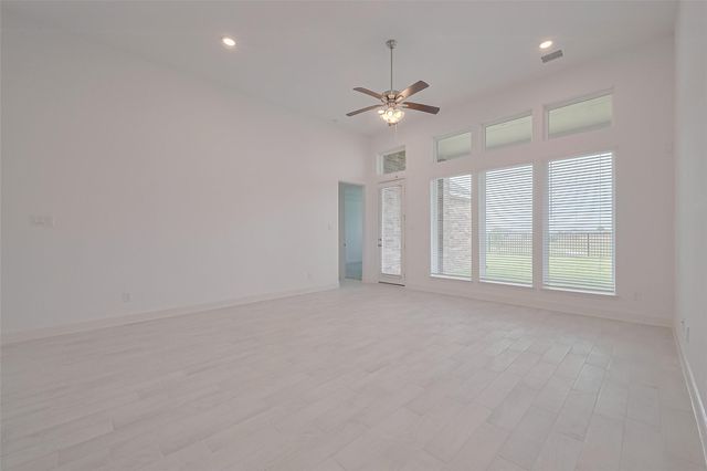 2620 Ballast Green Drive, Texas City, TX 77568