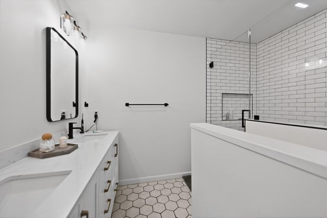 2705 Stacy LN, Austin, TX 78704