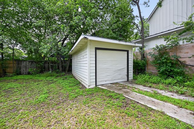 2705 Stacy LN, Austin, TX 78704