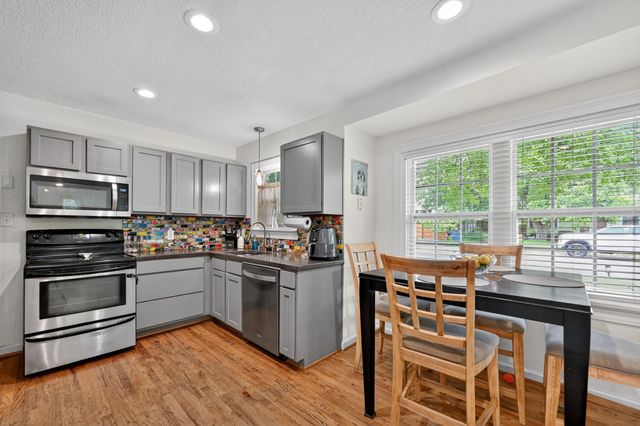 2705 Stacy LN, Austin, TX 78704