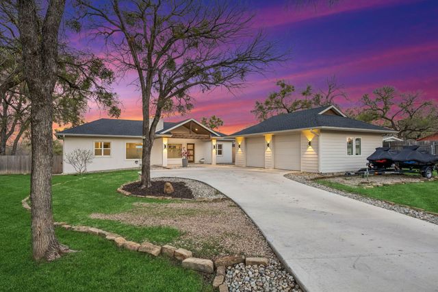 8238 Eagle Mountain Circle, Fort Worth, TX 76135