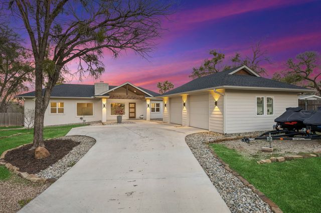 8238 Eagle Mountain Circle, Fort Worth, TX 76135