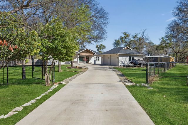 8238 Eagle Mountain Circle, Fort Worth, TX 76135