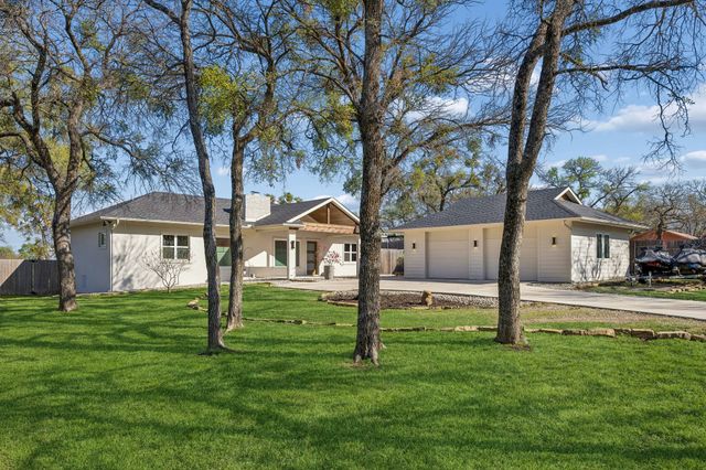 8238 Eagle Mountain Circle, Fort Worth, TX 76135