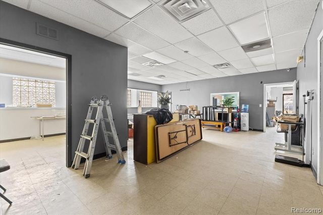 19953 Conant Street, Detroit, MI 48234