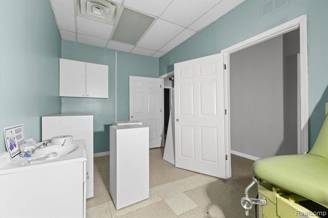 19953 Conant Street, Detroit, MI 48234