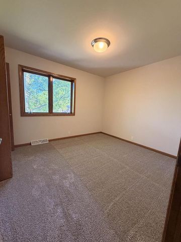 6283 ONWENTSIA Trail, Oregon, WI 53575