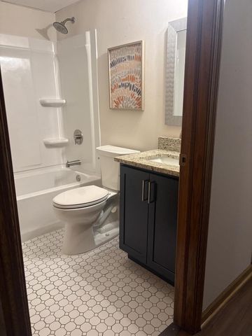 6283 ONWENTSIA Trail, Oregon, WI 53575