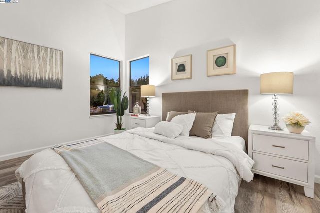 100 Boardwalk Way, Hayward, CA 94544