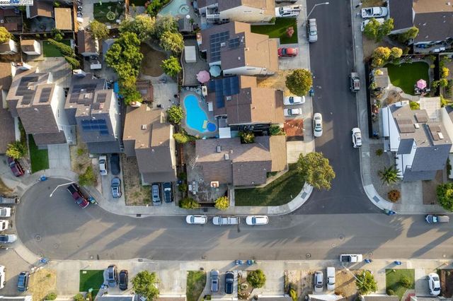 100 Boardwalk Way, Hayward, CA 94544