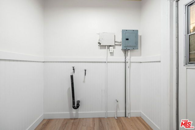 614 Romulo Street, Los Angeles, CA 90065