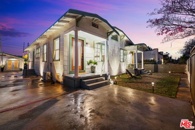 614 Romulo Street, Los Angeles, CA 90065