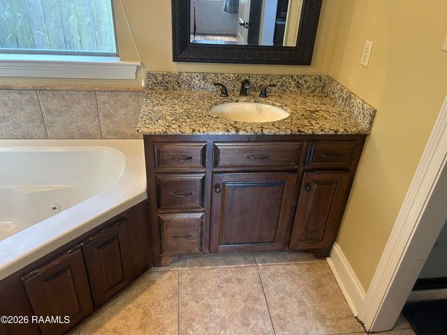 303 Annabelle Drive, Lafayette, LA 70508