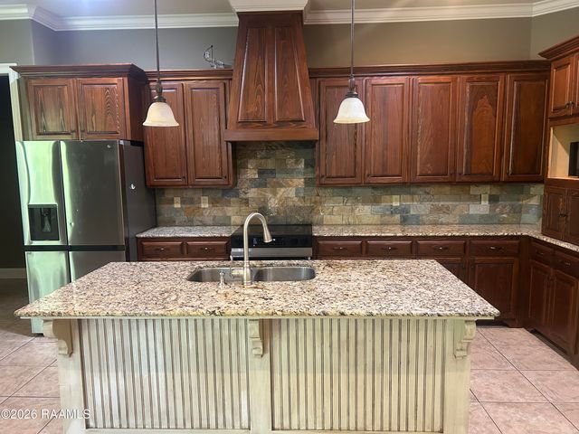 303 Annabelle Drive, Lafayette, LA 70508