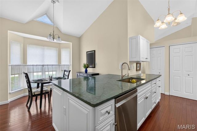 107 Cardinal Villas Drive 1C, St Peters, MO 63376