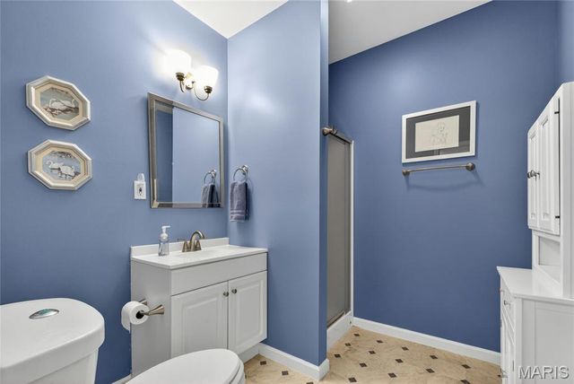 107 Cardinal Villas Drive 1C, St Peters, MO 63376