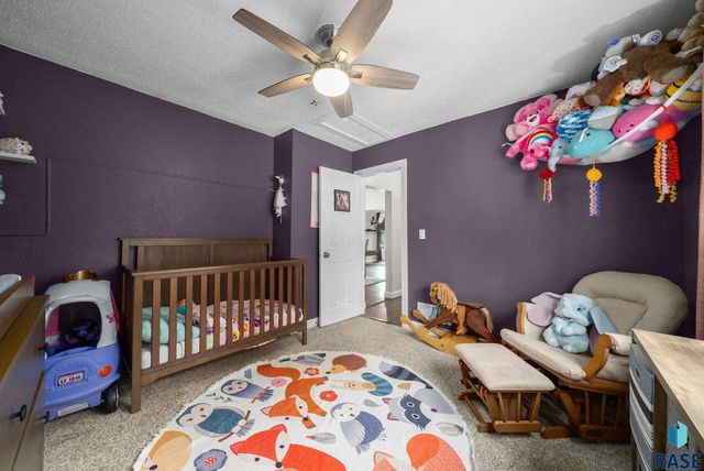 305 S Elm St Street, Lennox, SD 57039