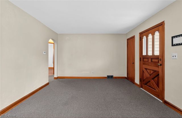 323 Cherry Road NE, Massillon, OH 44646