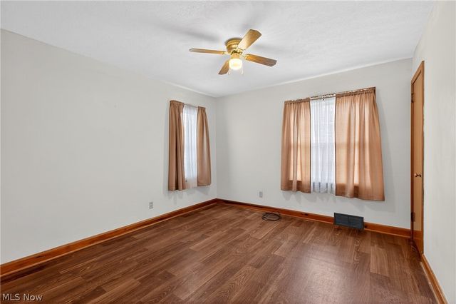 323 Cherry Road NE, Massillon, OH 44646