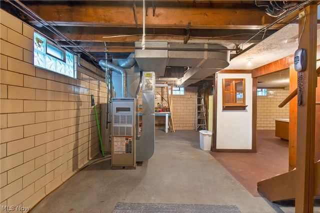 323 Cherry Road NE, Massillon, OH 44646