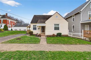323 Cherry Road NE, Massillon, OH 44646