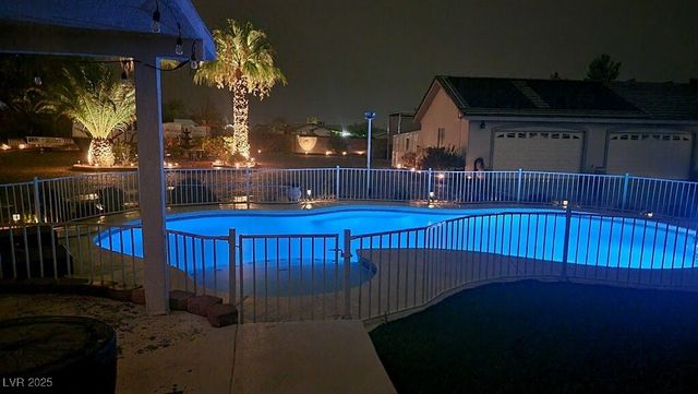 8640 Horse Drive, Las Vegas, NV 89143