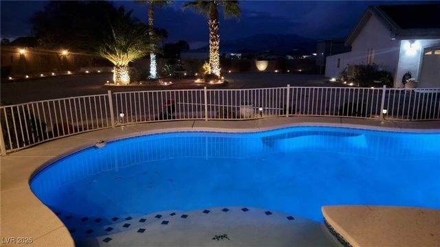 8640 Horse Drive, Las Vegas, NV 89143