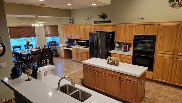 8640 Horse Drive, Las Vegas, NV 89143