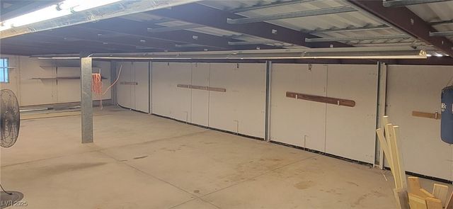 8640 Horse Drive, Las Vegas, NV 89143