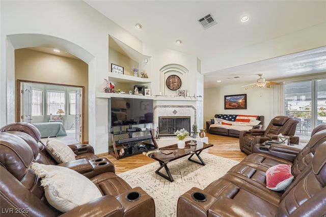 8640 Horse Drive, Las Vegas, NV 89143