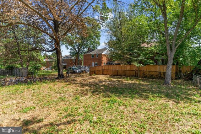 4809 70TH PL, Hyattsville, MD 20784