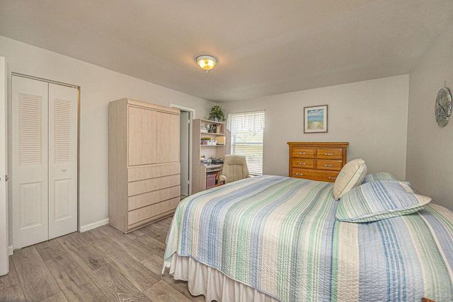 8390 Lagos De Campo Boulevard 301, Tamarac, FL 33321